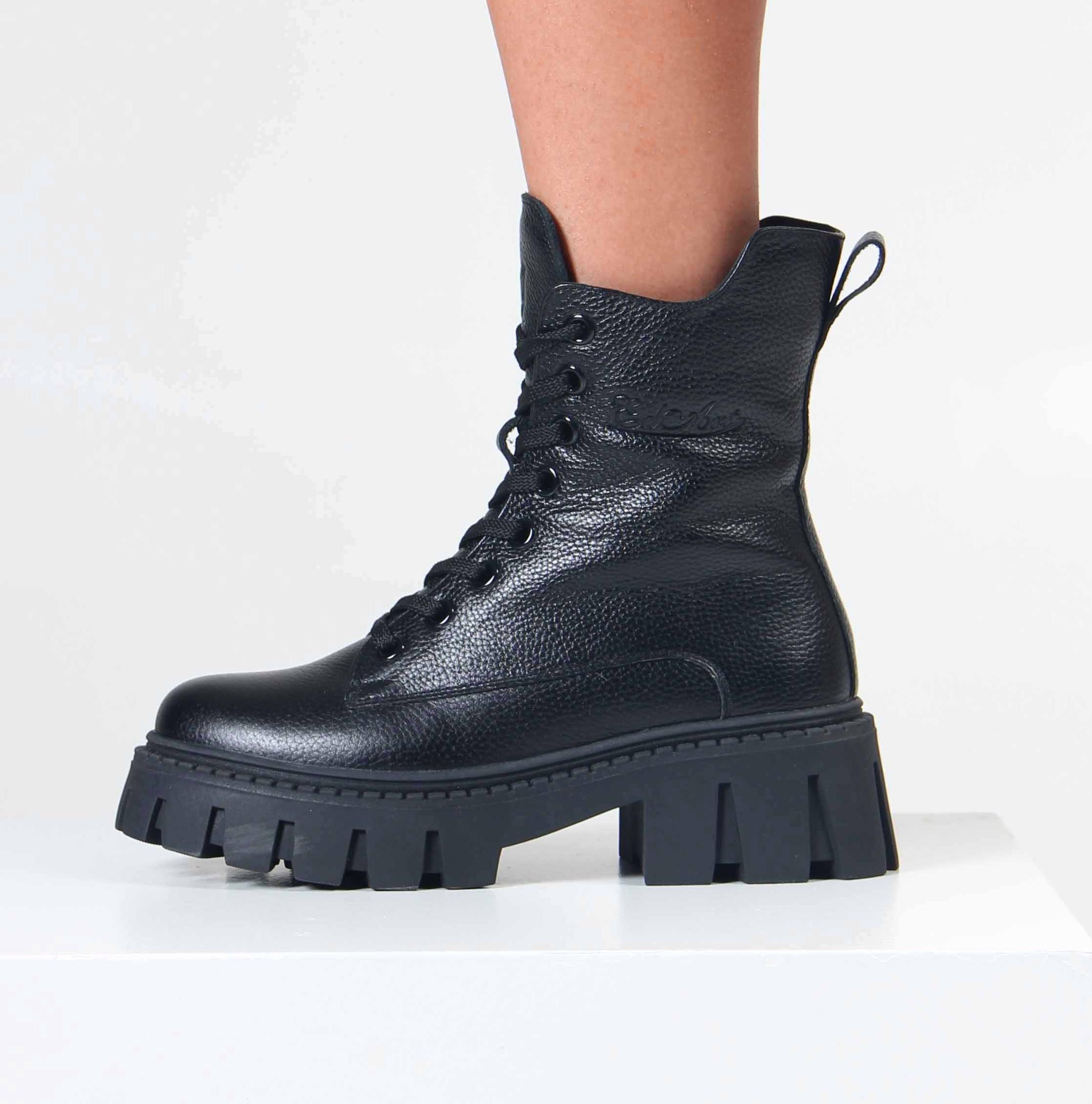 Изображение Ботинки и Полуботинки